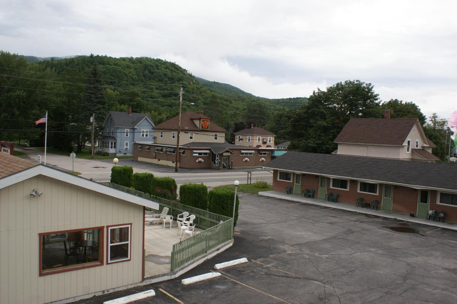 Northern Peaks Motor Inn Горъм Екстериор снимка