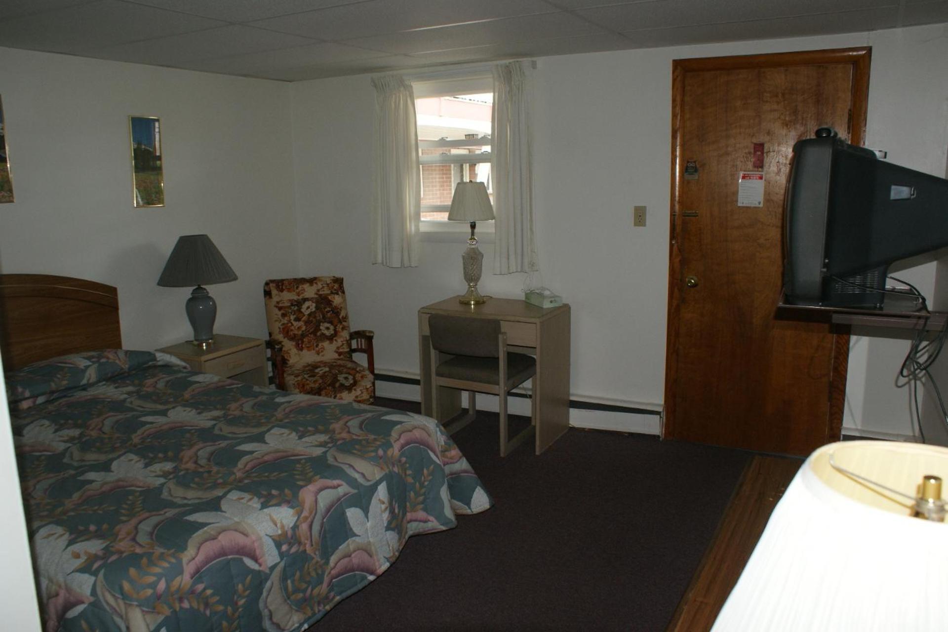 Northern Peaks Motor Inn Горъм Екстериор снимка