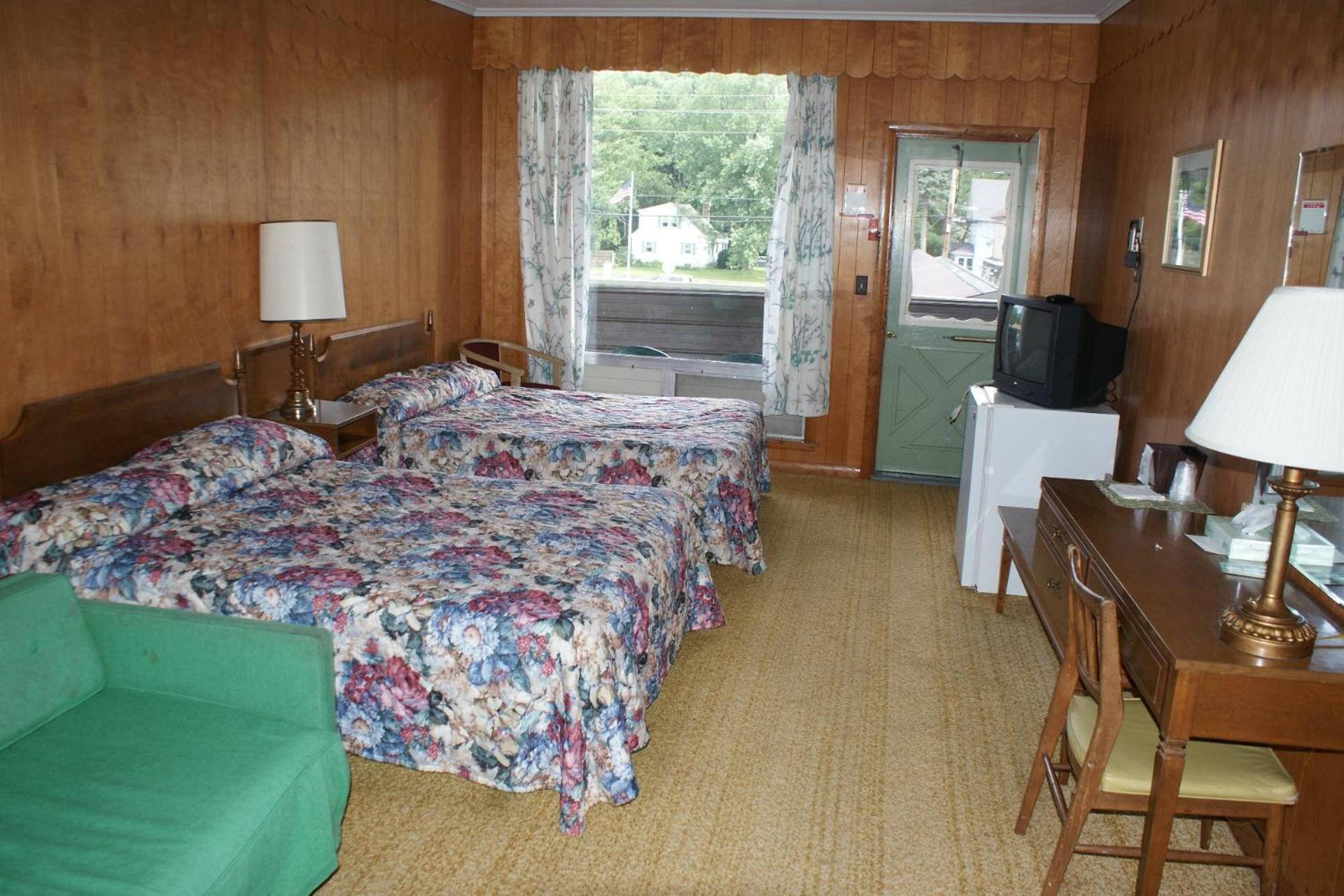 Northern Peaks Motor Inn Горъм Екстериор снимка